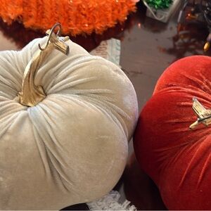 Luxurious Velvet Pumpkin Decor Set - Cream and Red